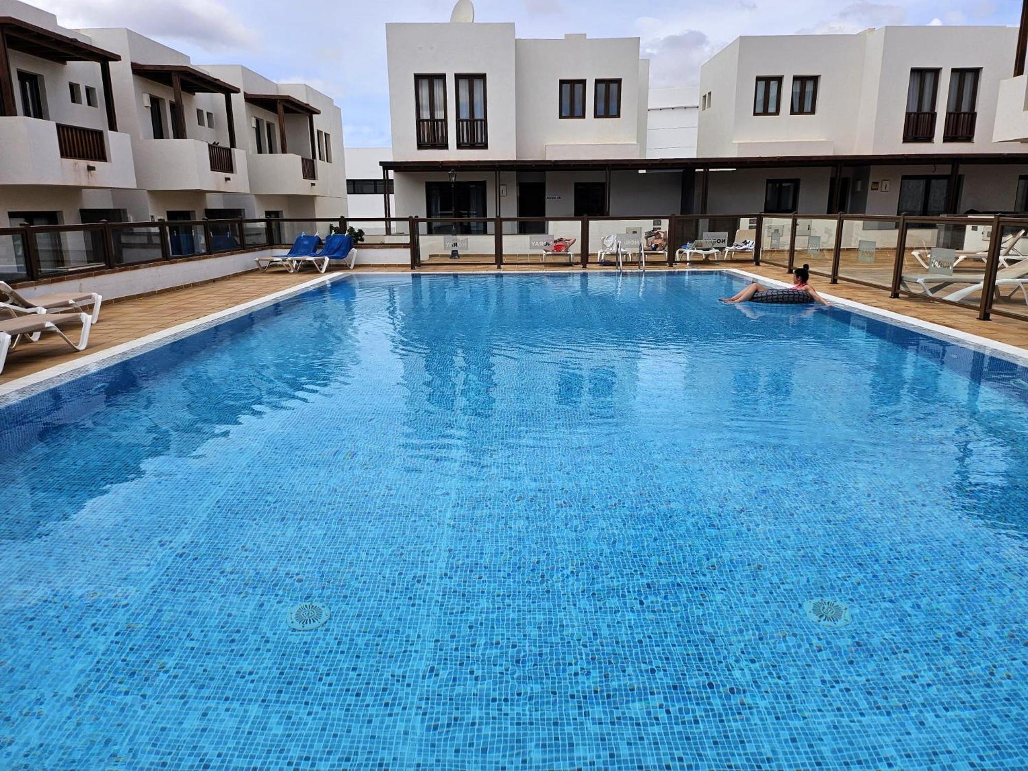 Duplex Noray Vista A La Piscina Apartment Puerto Calero Bagian luar foto
